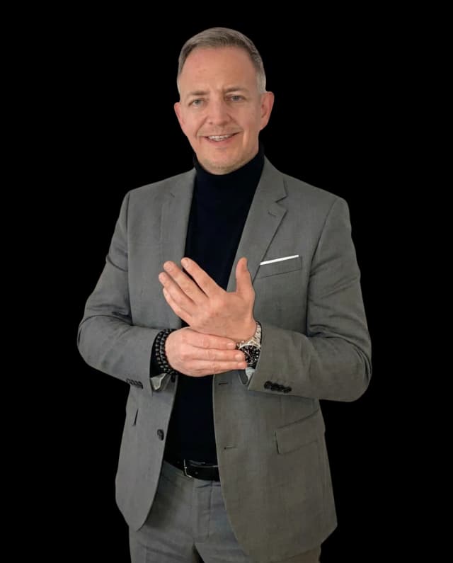 Alexander Busse, Founder of Cybervize